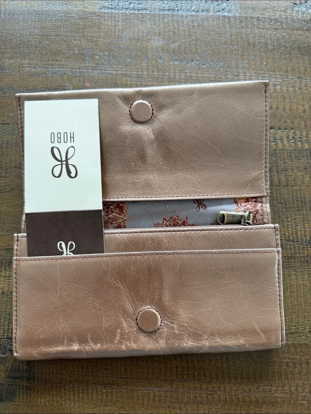 HOBO Women's Leather Zip Wallet - Rose Gold
